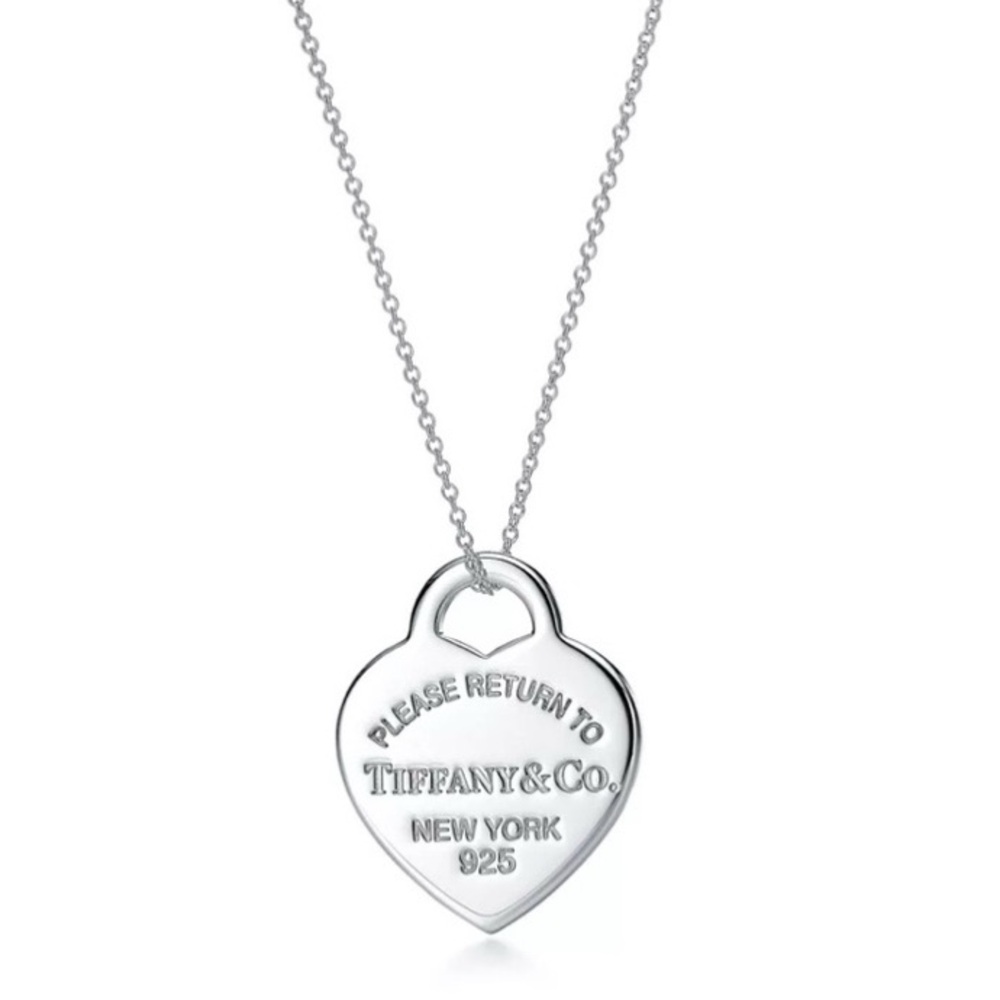 Tiffany & Co. Heart Tag Pendant in Silver, Medium